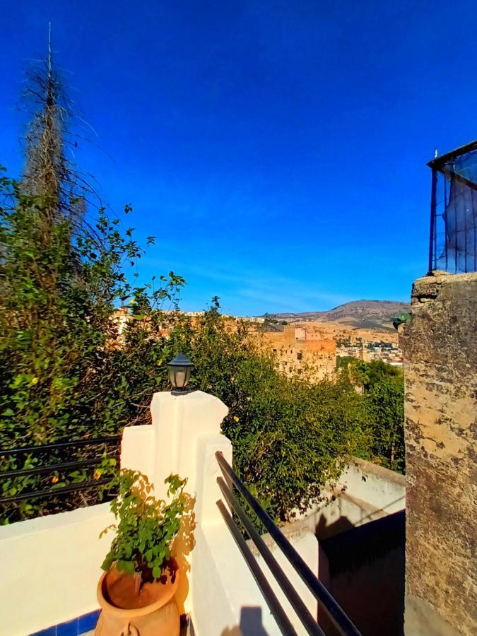 Riad Avec Terrasse Privee Et Piscine Partagee A 300M Fes Exterior photo